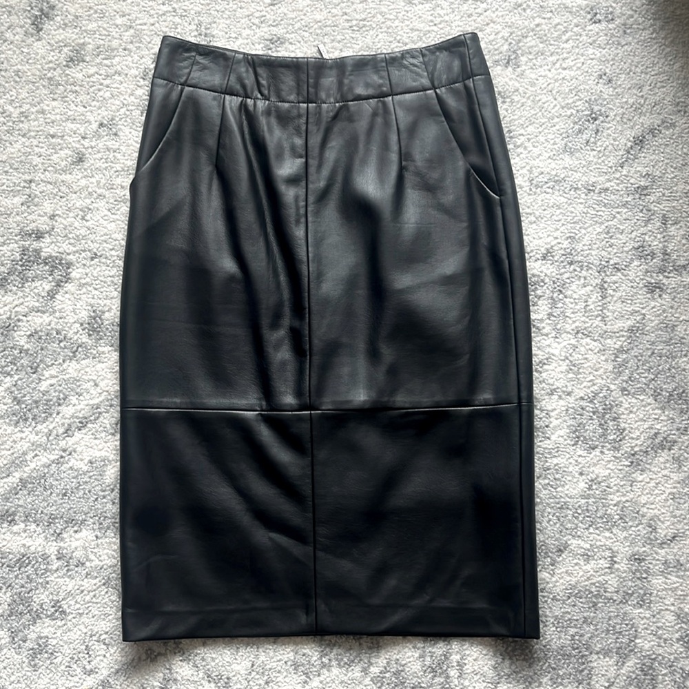 NWT EsQualo Black Vegan Leather Pencil Skirt